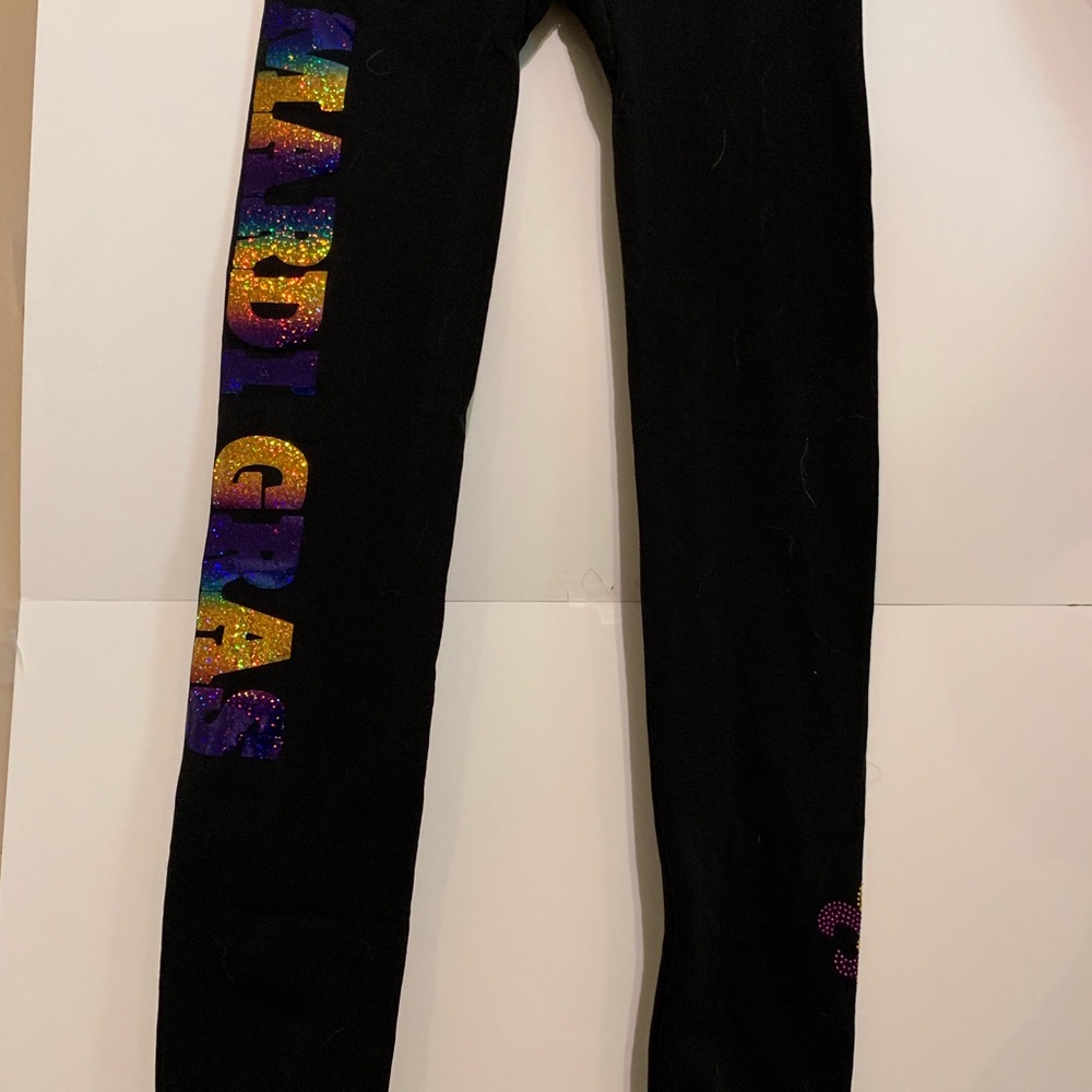 Mardi Gras leggings. Great condition. Never worn